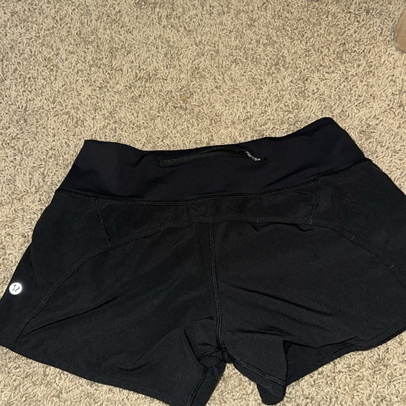 Lululemon - Picture 2 of 3